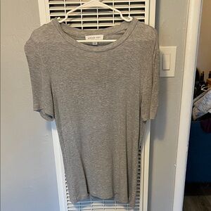 Amour Vert casual gray tee